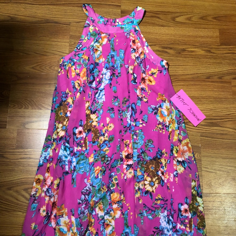 Beautiful Betsy Johnson floral dress!